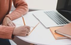 Estudiar la Maestría Internacional en Escritura Persuasiva y Copywriting