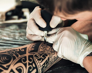 Mestrado em Tatuagem, Tatuador Profissional