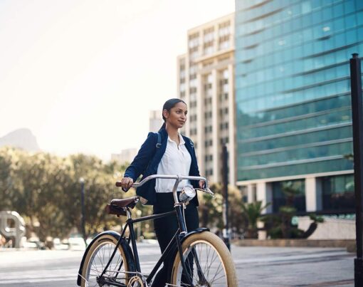 Especialízate 100% online en Movilidad Urbana Sostenible y Transporte Inteligente y conviértete en un agente del cambio hacia la sostenibilidad.