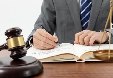 Estudia la maestría internacional en derecho bancario