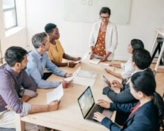 Estudia la Maestría Internacional en liderazgo empresarial