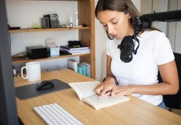 Estudia la doble maestría en escritura y literatura contemporánea online