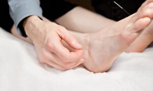 Descubre la acupuntura en pies y sus beneficios