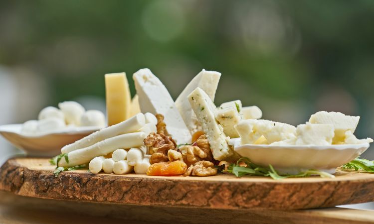 Descubre 5 beneficios del queso para la salud