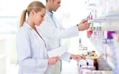 Estudar auxiliar de farmácia: requisitos, formação e onde se especializar