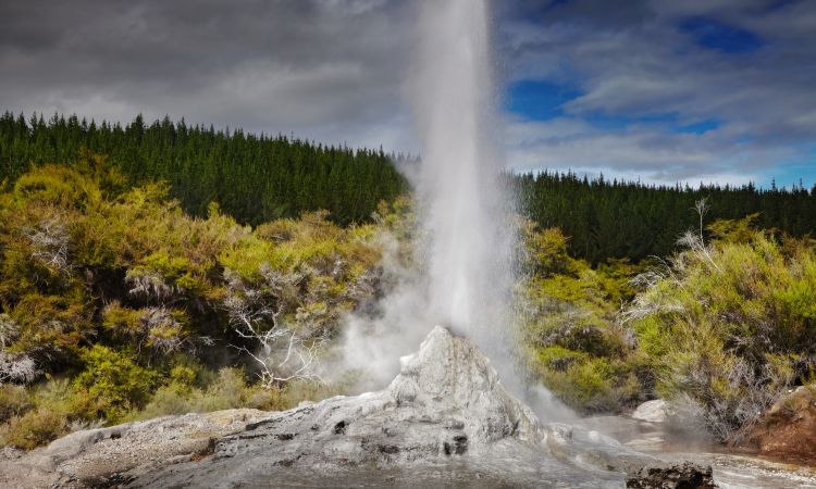 Descubre dónde estudiar geofísica y geología