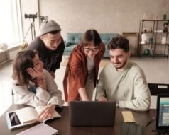 Estudiar la maestría en herramientas digitales e innovación educativa